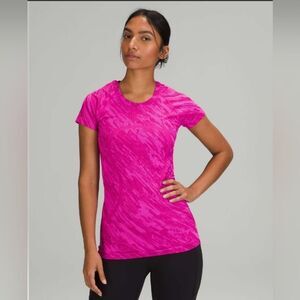 Lululemon Swiftly Tech 2.0 Short Sleeve Shirt Size 6